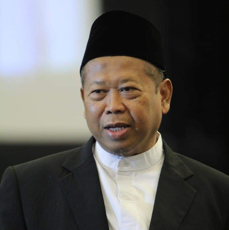 Ketua Umum Dewan Dakwah Islamiyah Indonesia (DDII), Dr. Adian Husaini.