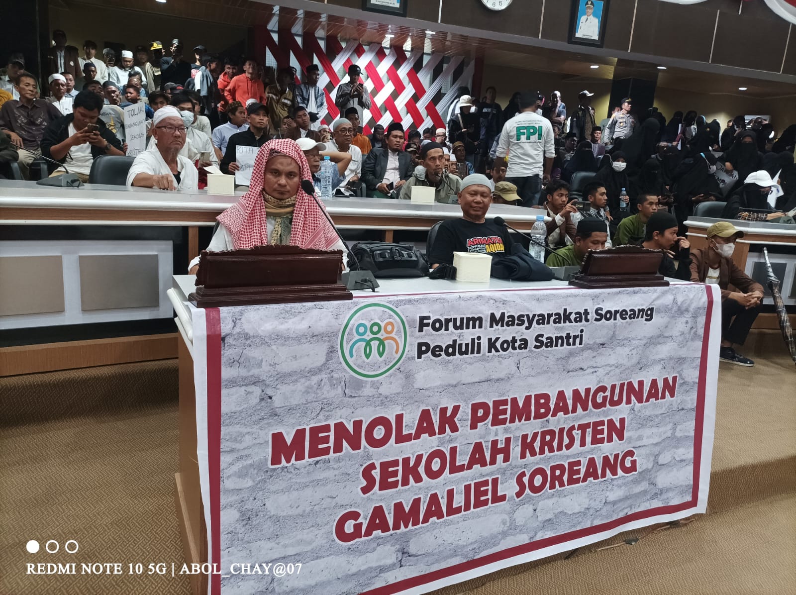 Forum Masyarakat Soreang mendatangi DPRD Parepare dalam rangka menyatakan penolakan terhadap pembangunan Sekolah Kristen Gamaliel, pada Jumat (6/10/2023).