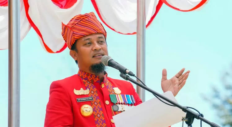 Mantan Gubernur Sulsel, Andi Sudirman Sulaiman.
