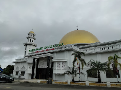 Masjid Agung Ummul Quraa, Sengkang, Kabupaten Wajo.