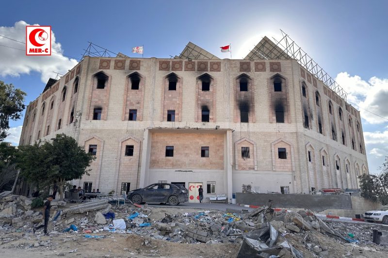 Kondisi Rumah Sakit Indonesia di Jalur Gaza, Palestina, sebelum dihantam serangan biadab penjajah di Israel di beberapa sisi bangunan. Foto: IG MER-C.