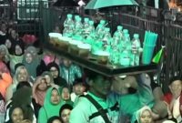 Penjual es teh yang dikatai goblok oleh Gus Miftah.