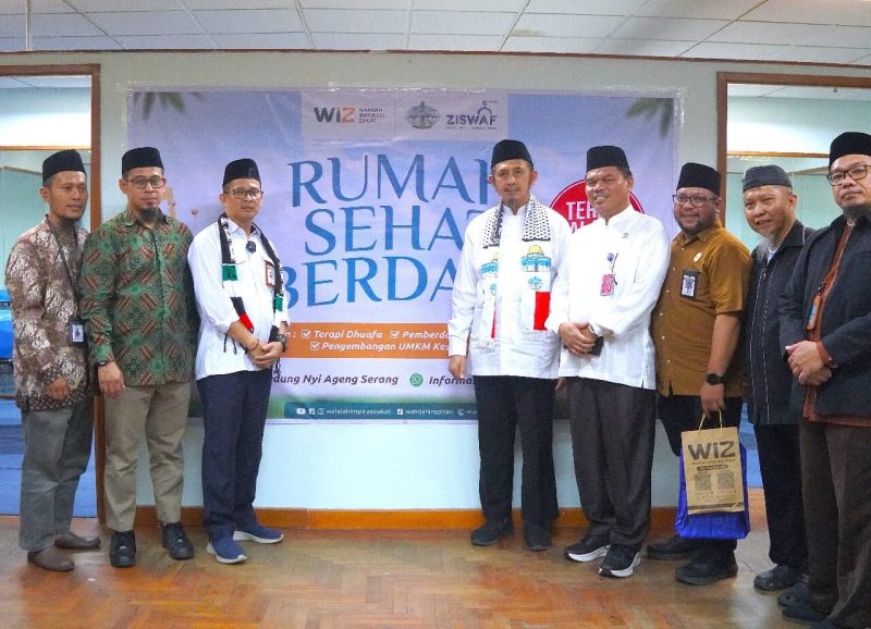 Ketua Umum Wahdah Islamiyah, KH. Zaitun Rasmin, hadir membukan peluncuran rumah sehat berdaya WIZ di Jakarta.
