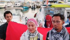 Aktris Wandah Hamidah dan relawan kemanusiaan, Muhammad Husein. 