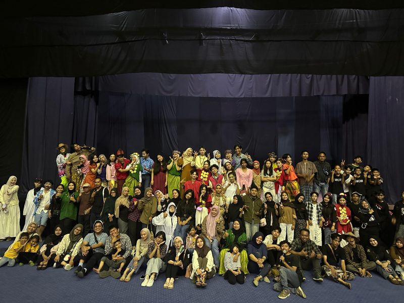 Debat Mahakala, Aktor Tersesat, Arajang di Baruga A.P Pettarani, Universitas Hasanuddin, Minggu (21/09/25).